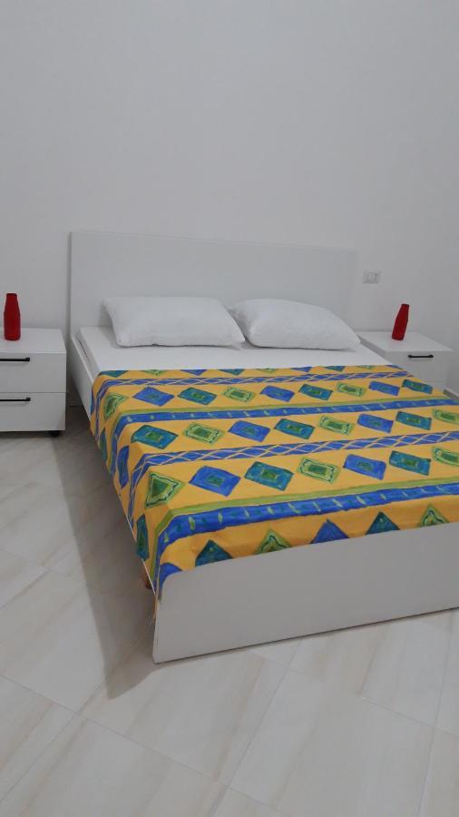 Villa Fredi Orikum Dış mekan fotoğraf